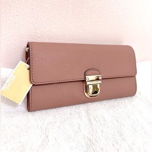 Michael Kors Bridgette Saffiano Flap Leather dusty rose wallet